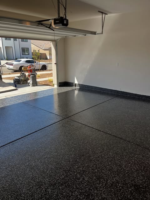 Finished garage floor by 951Resin Co.