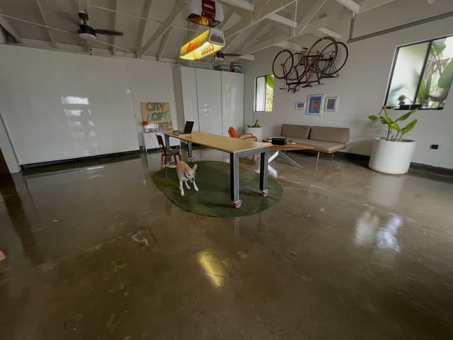 Detailed epoxy flooring work by 951Resin Co.